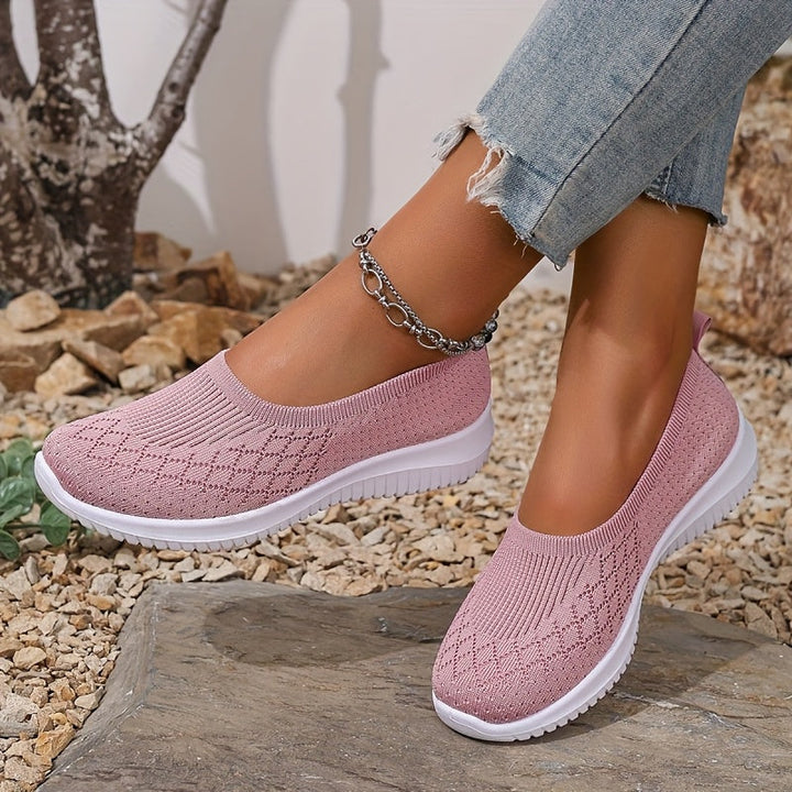 Velora – Ultra-Light Support Loafers