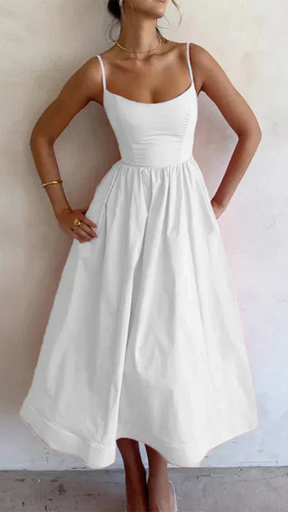 Lina - Strappy Chic Dress
