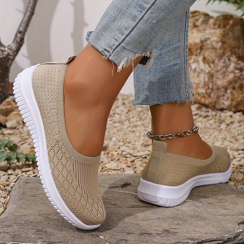 Velora – Ultra-Light Support Loafers