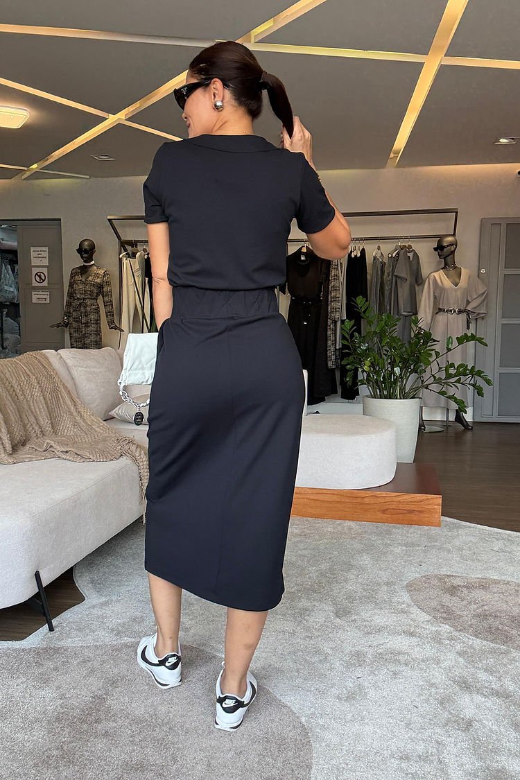 Nolani – Elegant V-Neck Twin Set